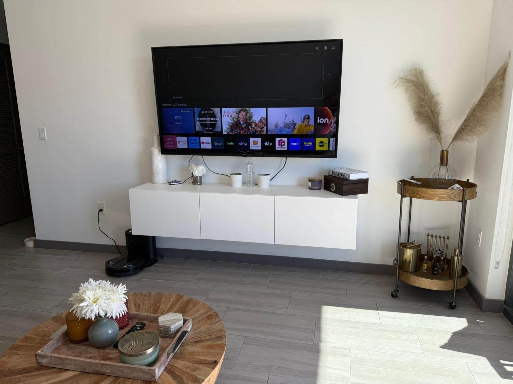 Apartamento Luxury Getaway In Sleeps 3 Getaway With Pool - Prime Location *